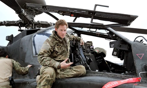 Printul Harry in uniforma de pilot de elicoptere in armata profimedia 0221470821 jpg
