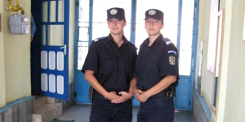 Bistriţa: Maria Avram şi Aurelia Marcoie gemenele- jandarm