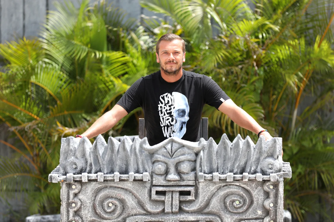 
    Dan Cruceru, prezentatorul emisiunii "Survivor-România" (Kanal D)foto: Kanal D  