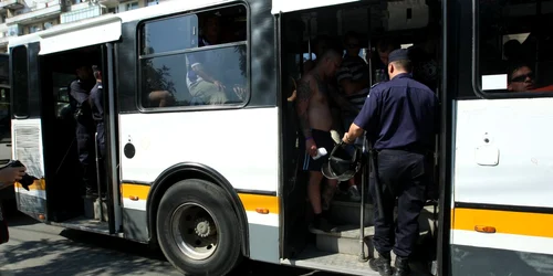 Jandarmii, în acţiune. FOTO: ADEVĂRUL