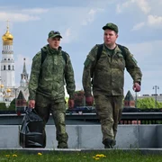 Soldati rusi  Moscova EPA EFE jpg