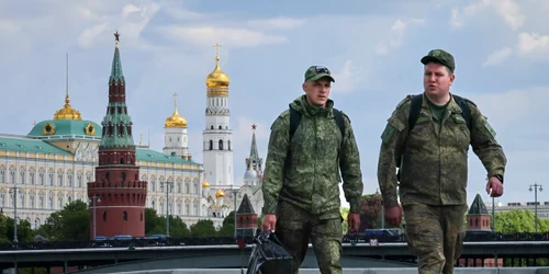 Soldati rusi  Moscova EPA EFE jpg