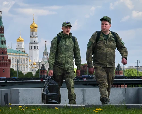 Soldati rusi Moscova EPA EFE jpg
