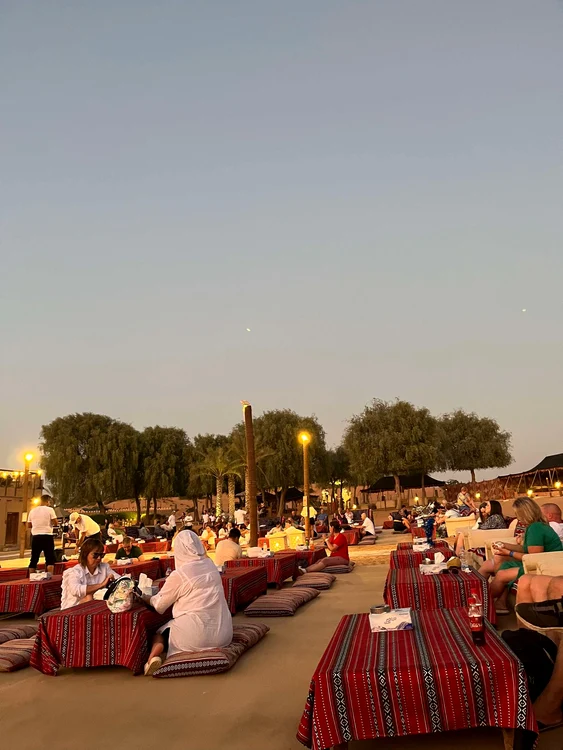 Puteți lua cina în deșert (Foto: Click!)