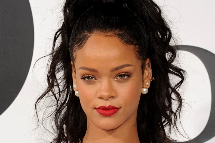 Rihanna are un nou iubit. foto: Facebook