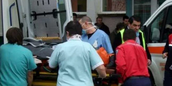 Oamenii pot fi salvaţi doar dacă se adresează la timp la medic