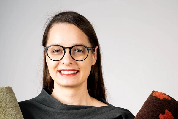 Flavia Scânteianu realizează covoare cu personalitate