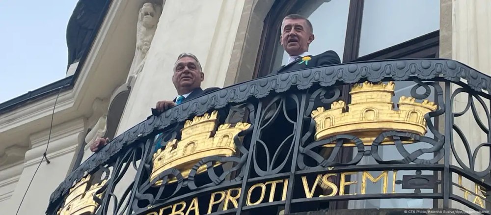 România rezistă: Slovacia, Ungaria, Cehia merg spre Rusia