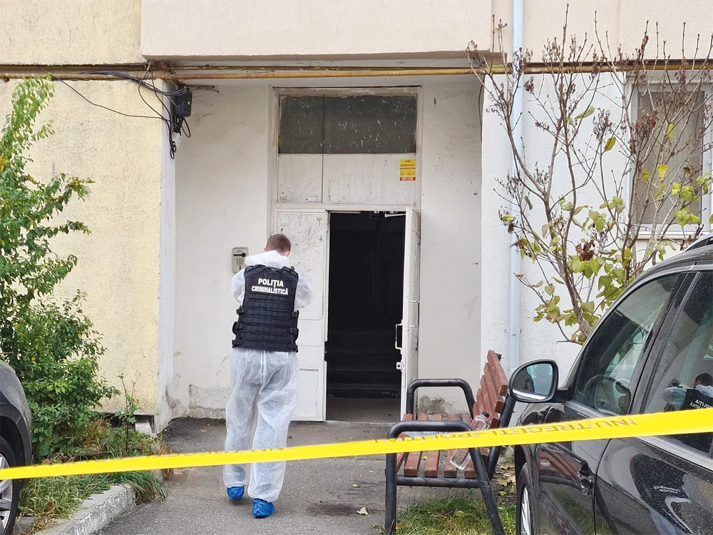 Cadavrul femeii a fost  descoperit de un trecător  la ora 2 noaptea
