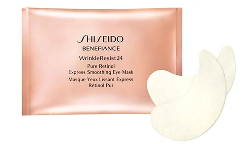 Plasturii cu retinol.  Sursa foto: Cosmopolitan