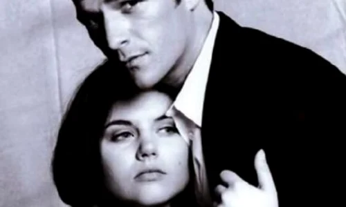 Tiffani Thiessen, alături de Luke Perry, în tinerețe  jpeg