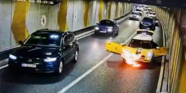 incendiu în Pasajul Unirii Foto Captură video Digi24