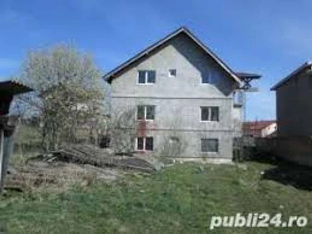 
    O poartă se deschide în calea -te muți în casă nouă Sursa foto: Adevărul.ro  