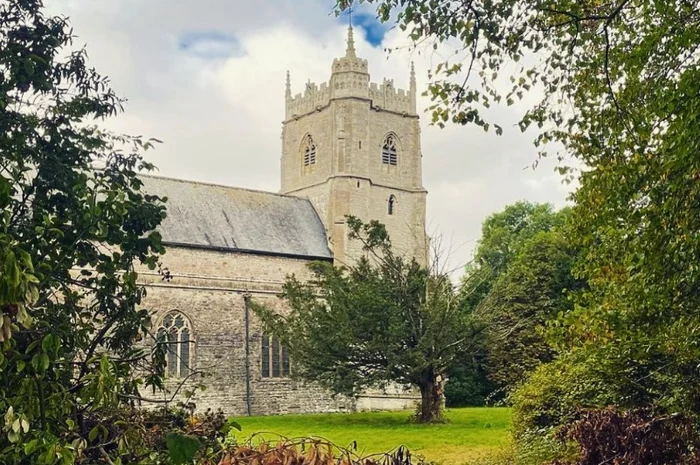 Biserica a fost transformată în casă FOTO: Lucy Thomas/Instagram