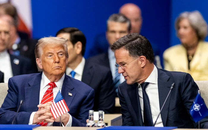 VIDEO Reacția lui Trump când șeful NATO l-a numit „tătic”: „El mă place. Dacă nu, o să mă întorc și o să îl lovesc tare, bine?”