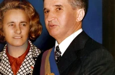 La Târgovişte s a dezvăluit adevăratul Ceauşescu jpeg