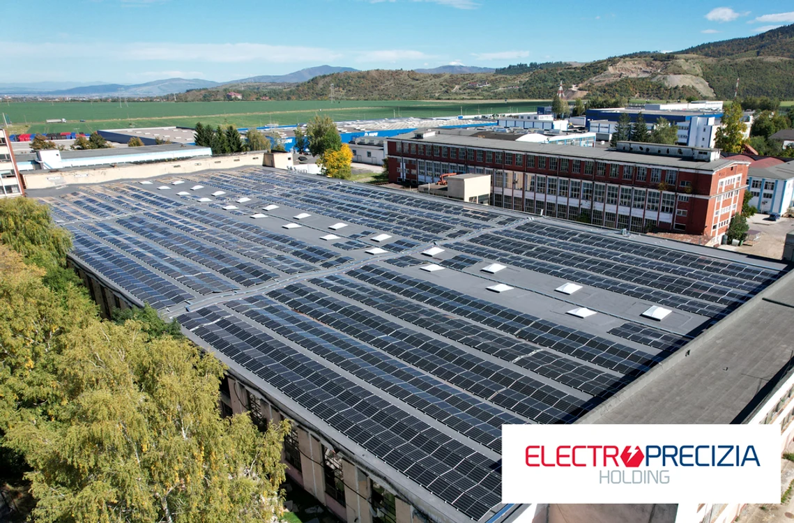 Panouri fotovoltaice la Electroprecizia Săcele FOTO Electroprecizia Săcele