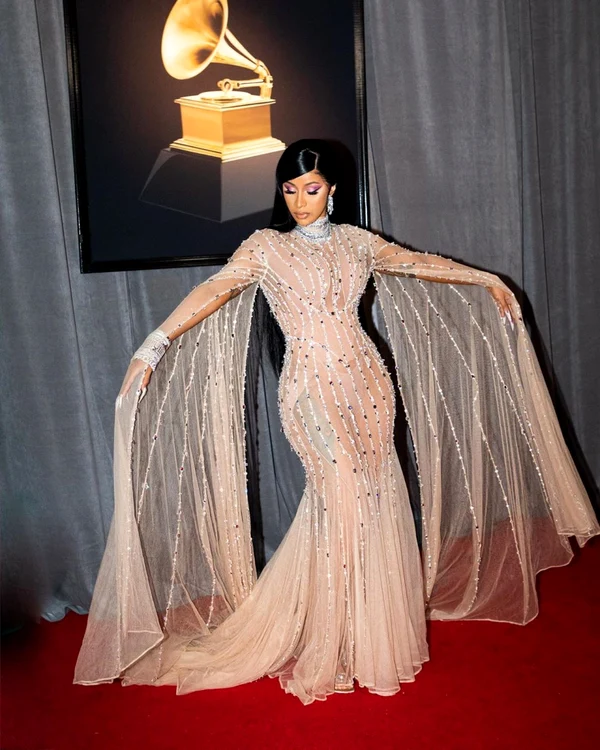 cardi b a defilat pe covorul rosu de la premiile grammy 2020 intr-o rochie transparenta foto instagram