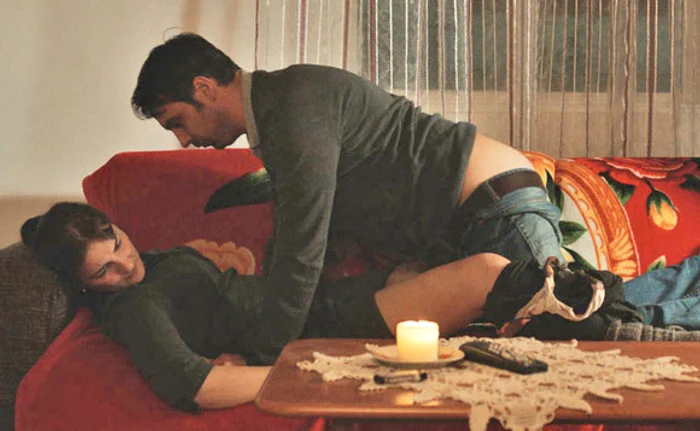 
    Scenă cu Alexandru Papadopol în pelicula "Acasă la tata"  