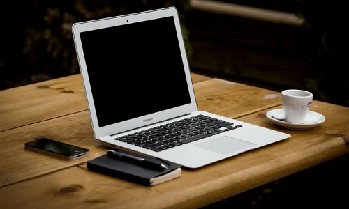 1 workstation 336369 1920 jpg jpeg