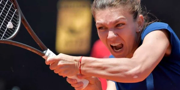 Simona Halep joacă finala turneului de la Roma cu Elina Svitolina FOTO Afp / Tiziana Fabi