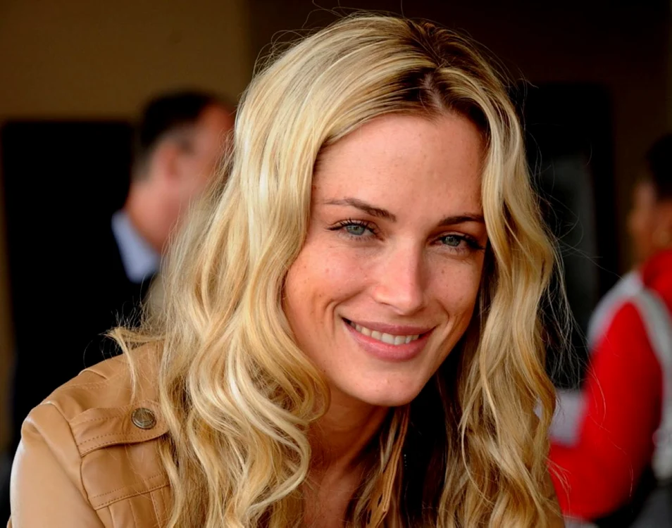 Aşa arăta Reeva pe vremea când avea 19 ani şi era studentăFoto: Daily Mail