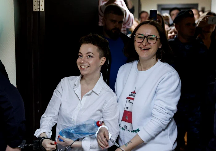 Regizoarea Evgenia Berkovici și dramaturgul Svetlana Petrichuk FOTO: X