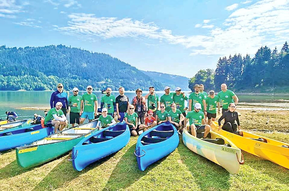 Grupul curajoşilor,  înaintea startului 