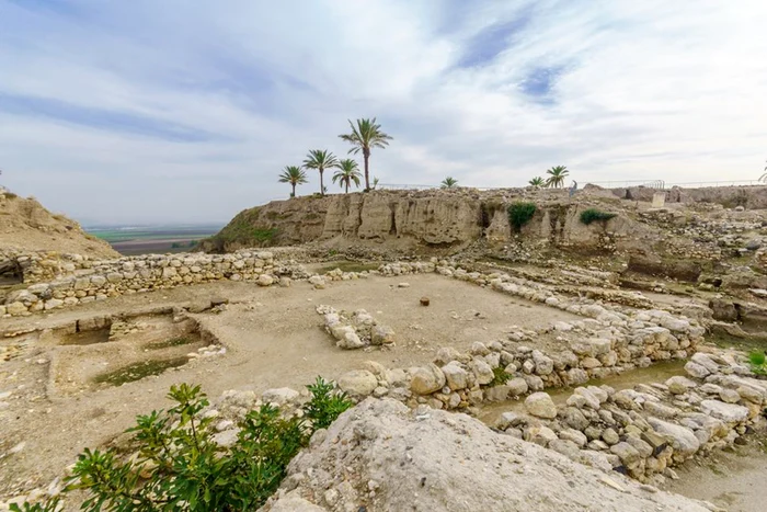 Rămășițe ale vechiului oraș Megiddo, situat în Israelul modern. Foto: Shutterstock