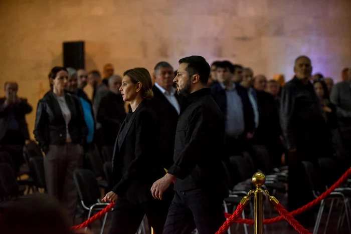 Olena și Volodimir Zelenski la funeraliile fostului președinte ucrainean Leonid Kravchuk. Foto: EPA 