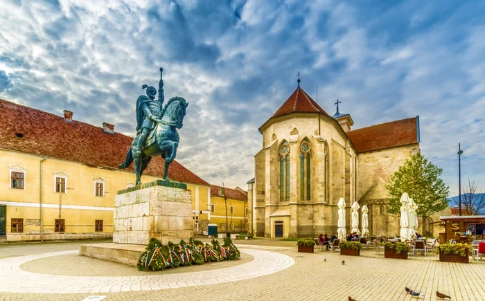 Statuia lui Mihai Viteazul din Alba Iulia / FOTO Shutterstock