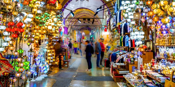Istanbul marele bazar shutterstock 1423924295 jpg