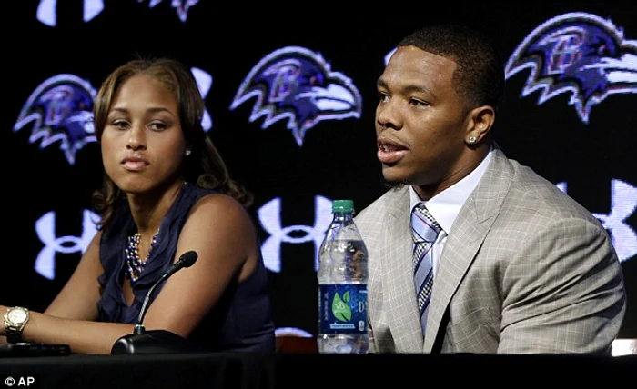 
    Anunţul făcut luni de Baltimore RavensFoto Twitter  