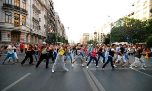 Între corpul individual şi corpul colectiv jpeg