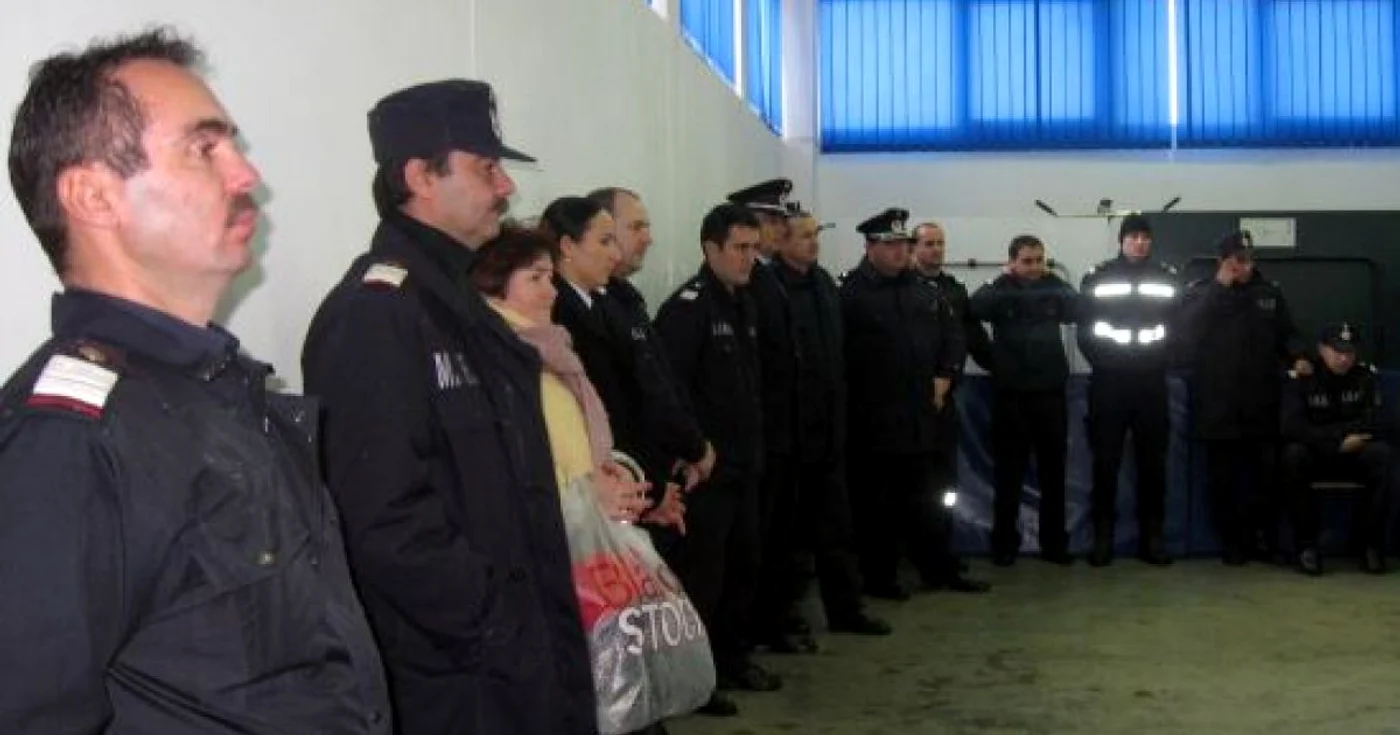 Pompierii vor asculta cântece de sărbători