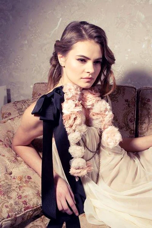 Oana Vîrlan, fotomodel.