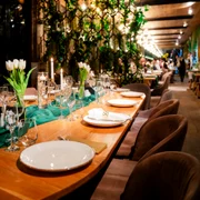 restaurant masa Foto FPIOR jpeg