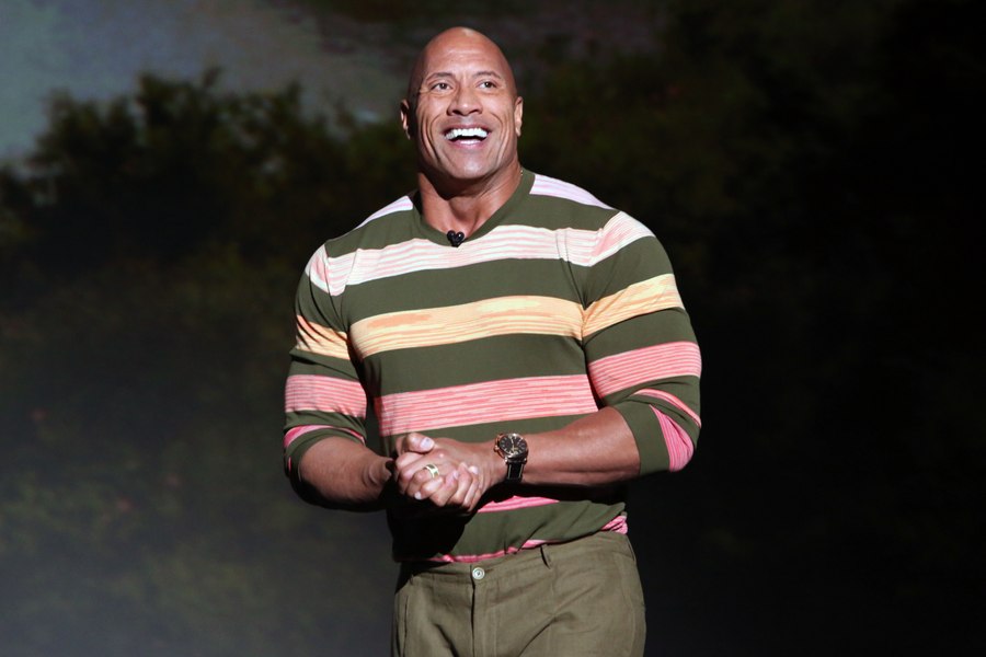 Statuia lui Dwayne „The Rock” Johnson din Paris va fi „refăcută” după criticile legate de culoarea pielii