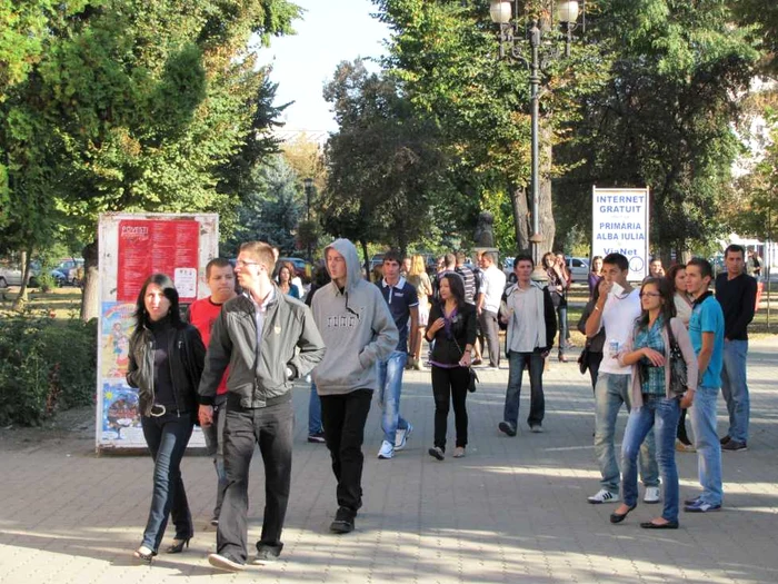 Studenţi în prima zi din anul universitar