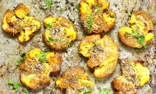 Cartofi zdrobiti Foto shutterstock 2109479654 (2) jpg