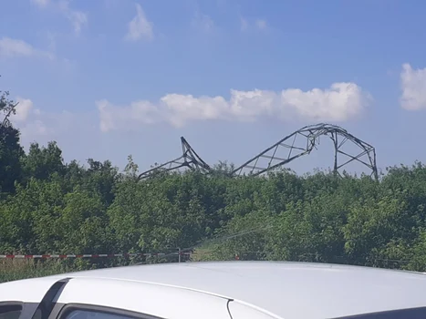 Iadul tornadei din Cehia văzut prin ochii unui român blocat pe autostrada spre Slovacia Foto Bogdan Neagu