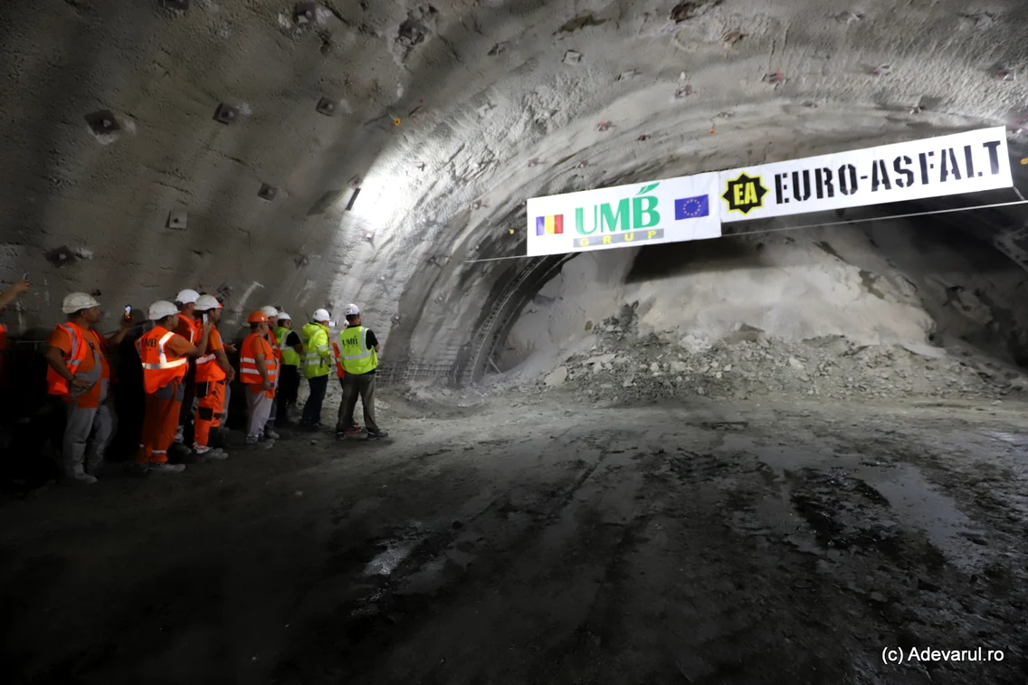 Tunelul Holdea a fost străpuns  Autostrada Lugoj Deva  Foto Daniel Guță (9) JPG
