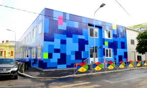 scoala exterior jpeg