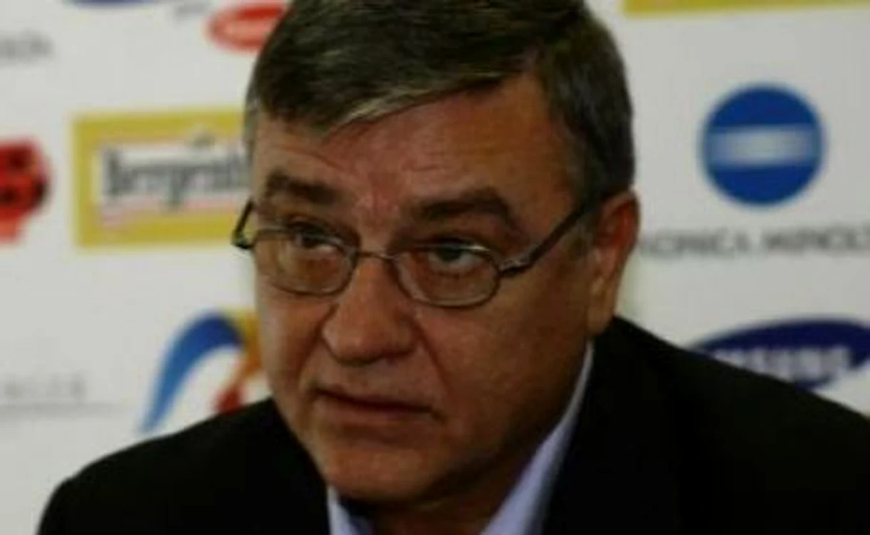 
    Mircea Sandu  