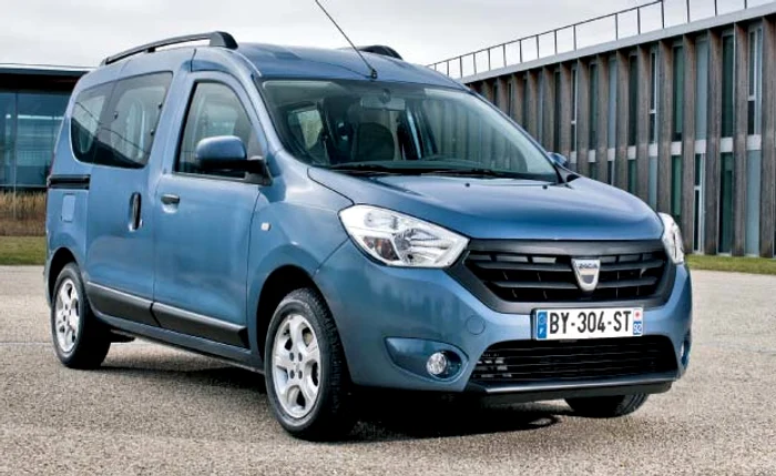 
    Dacia Dokker este un combi cu cinci locuri destinat unei utilizări mixte  