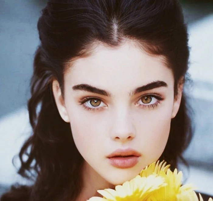 
    Modelul îi păşeşte pe urme mamei saleclickpentrufemei.ro  