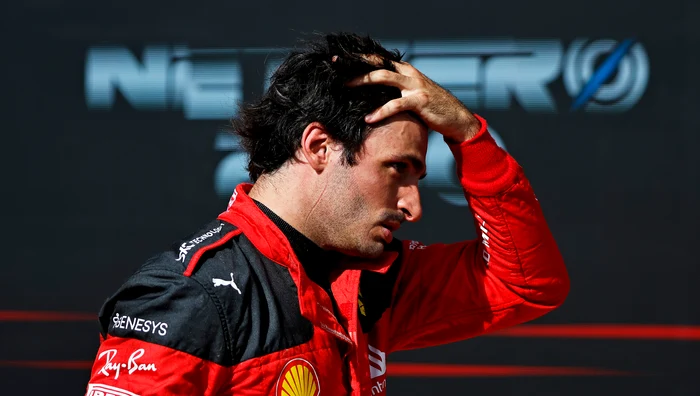 Carlos Sainz, victima unui accident mai puțin întâlnit. Foto Getty images 