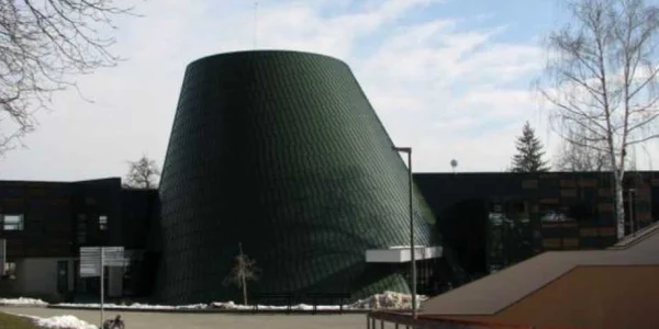 Planetariul va fucnţiona în incinta Zoo Braşov FOTO Adevărul