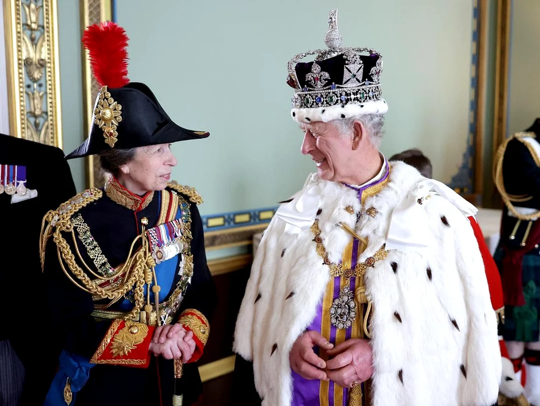 Printesa Anne și Regele Charles