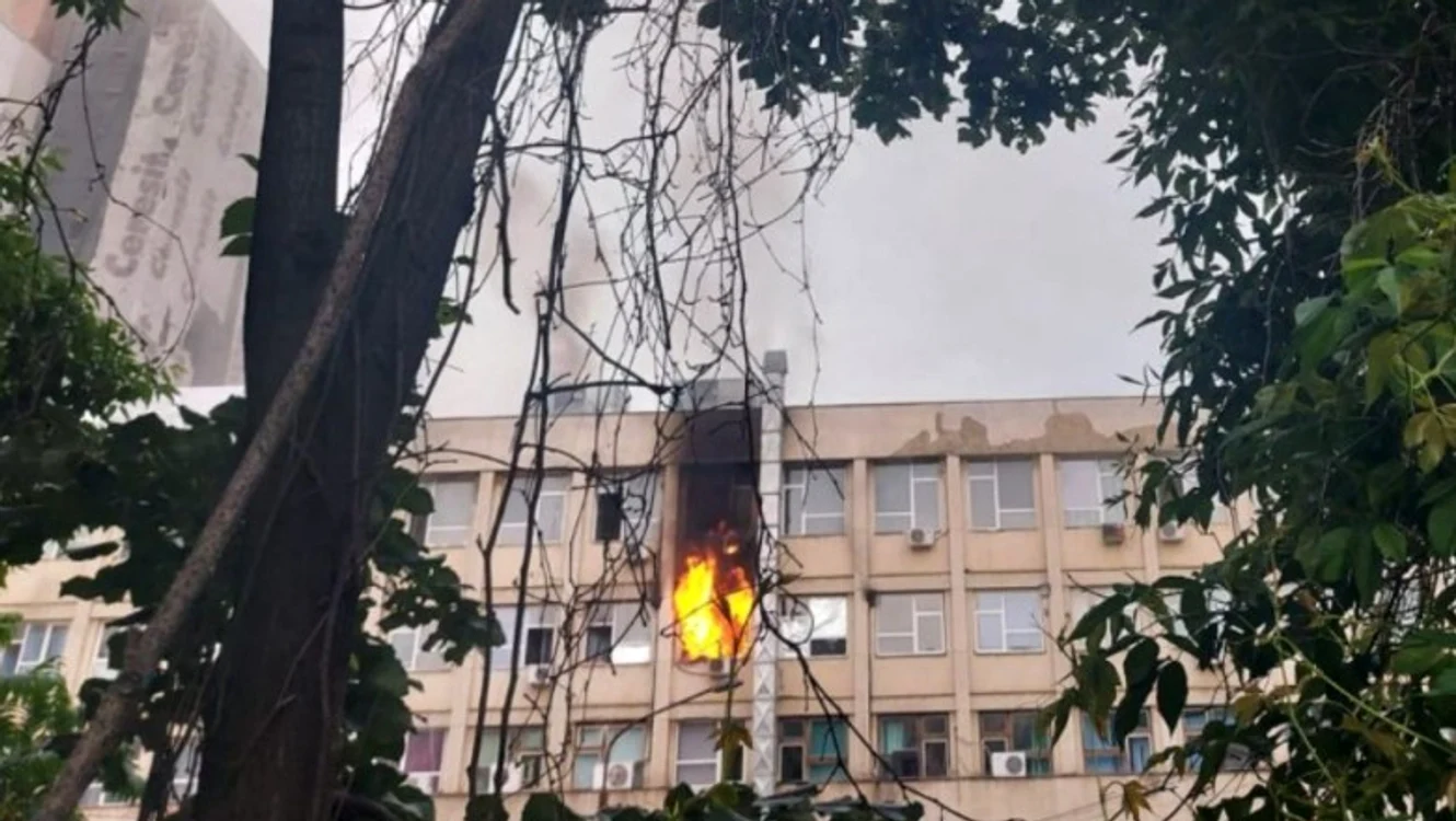 
    Incendiu la Secţia ATI a Spitalului de Copii din Iaşi Foto: ziaruldeiasi.ro  